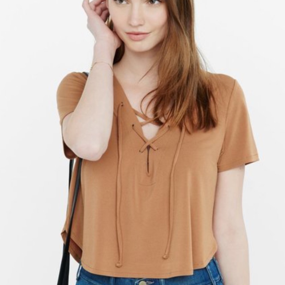 EXPRESS Lace Up Cropped Short Sleeve
